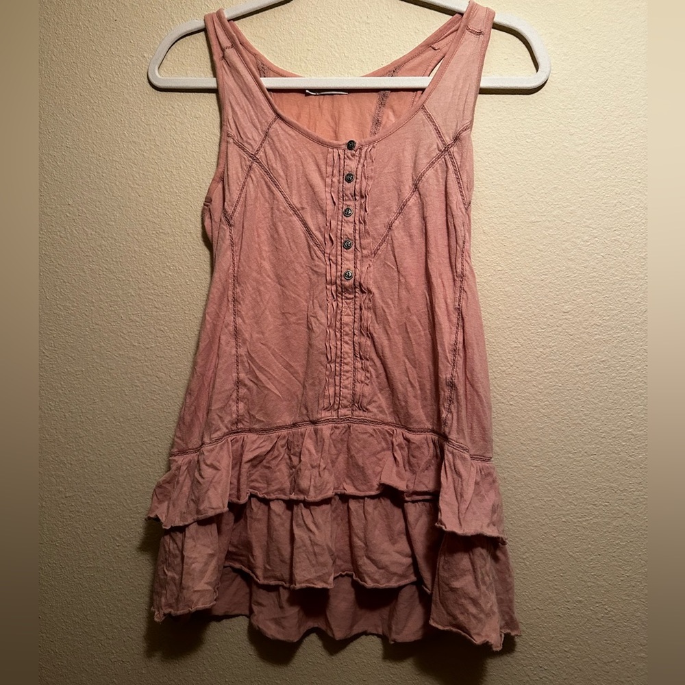 *Sold* Hinge Top S Sleeveless Ruffle Blush Pink Boho